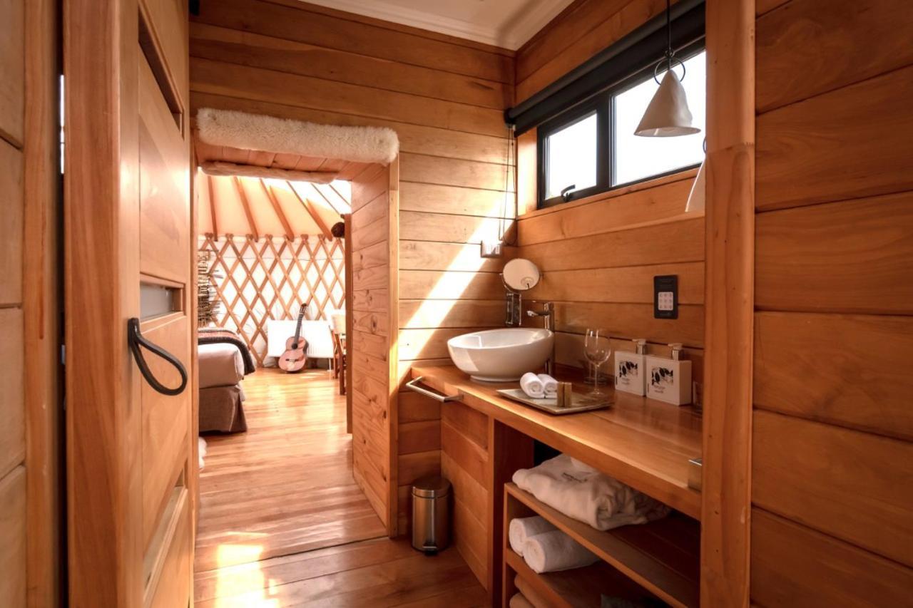 Отель Patagonia Camp Торрес-дель-Пайне Экстерьер фото