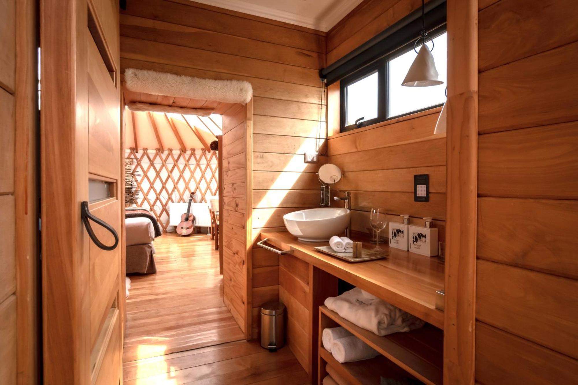 Отель Patagonia Camp Торрес-дель-Пайне Экстерьер фото