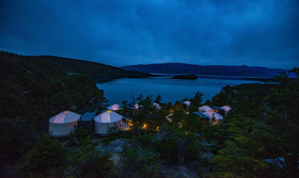 Отель Patagonia Camp Торрес-дель-Пайне Экстерьер фото