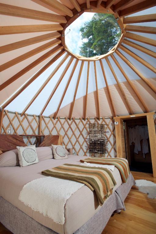 Отель Patagonia Camp Торрес-дель-Пайне Экстерьер фото