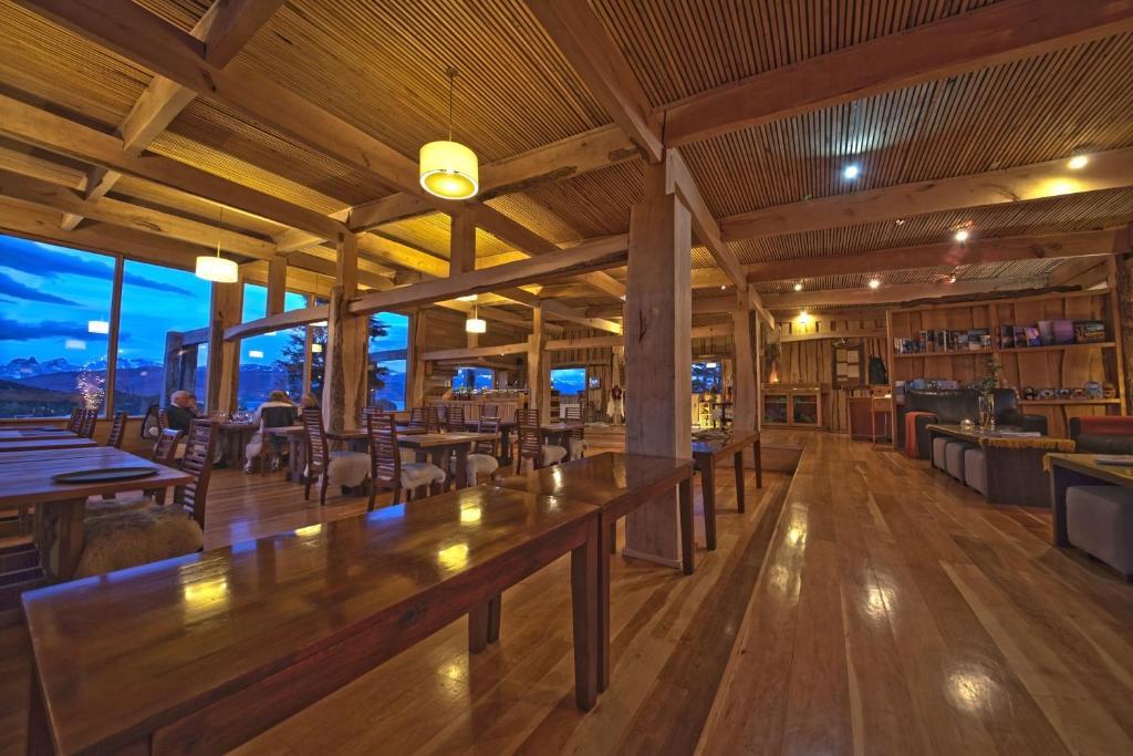 Отель Patagonia Camp Торрес-дель-Пайне Экстерьер фото